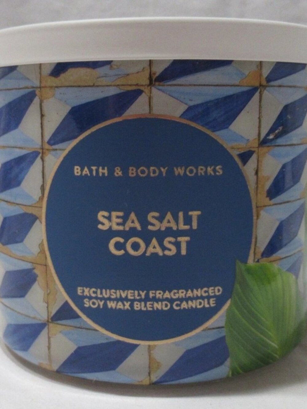 Bath & Body Works 3-Wick Candle Sea Salt Coast